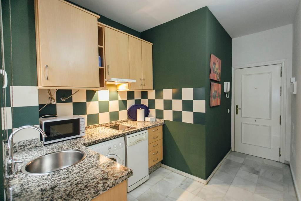 Precioso Apartamento En El Casco Antiguo De Triana Sevilla Buitenkant foto