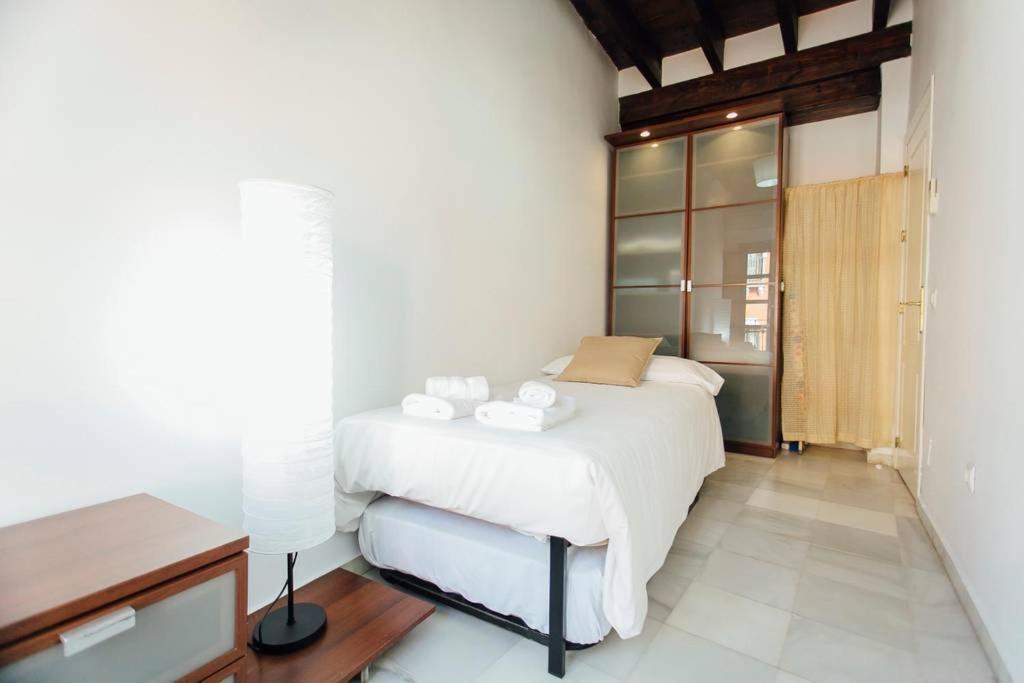Precioso Apartamento En El Casco Antiguo De Triana Sevilla Buitenkant foto
